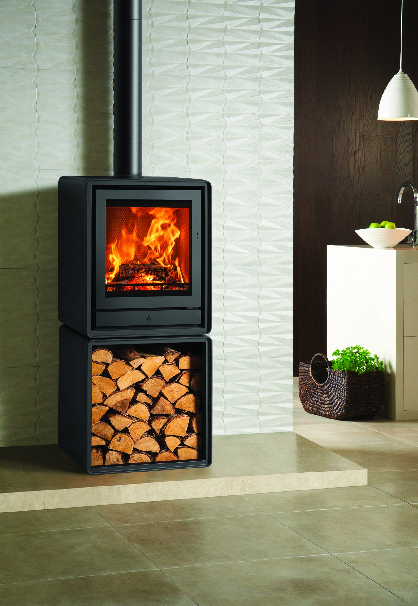 Riva2 55 Freestanding on Log Box